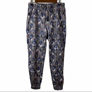 Rachel Zoe joggers, multicolor. Size M. Zipper and tie-string. Elastic ankle.